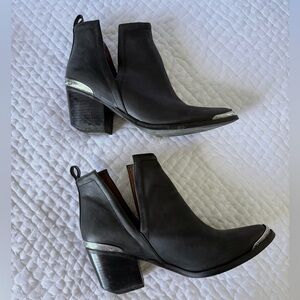 Jeffery Campbell Cromwell Western Boots in Black Size 10